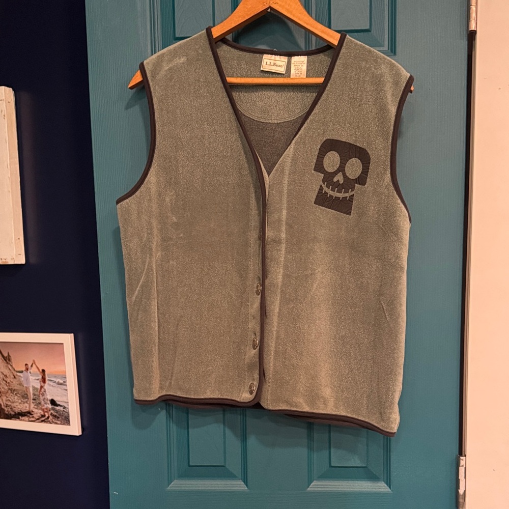 L.L. Bean Gray Fleece Vest with Skull Graphic